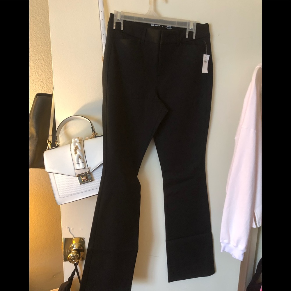 *BRAND NEW* HIGH RISE PIXIE CUT Size 6